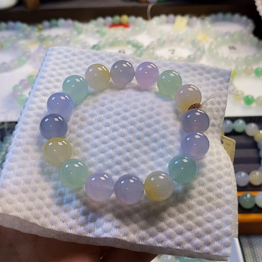 未镶嵌定制翡翠翡翠.