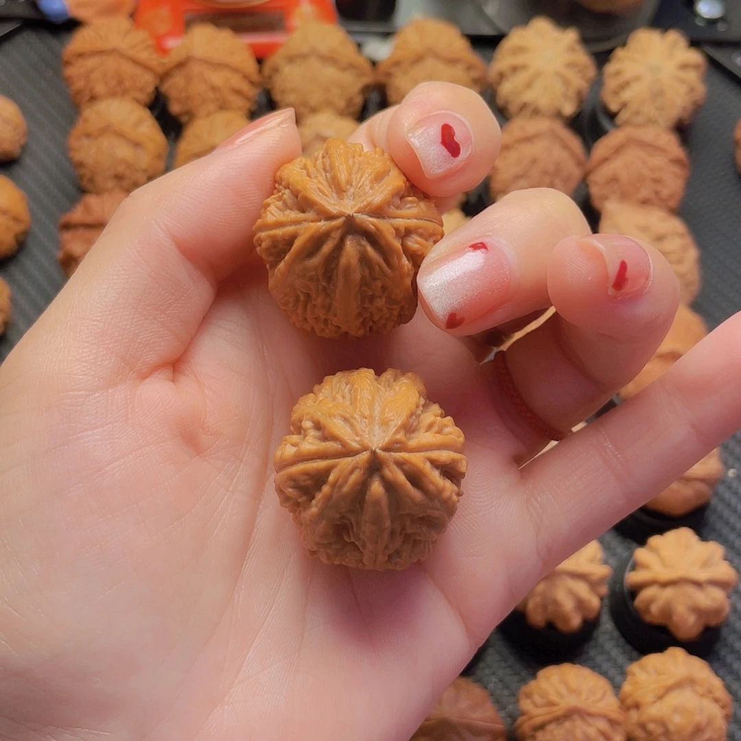 醉***烟文玩核桃把件文玩核桃