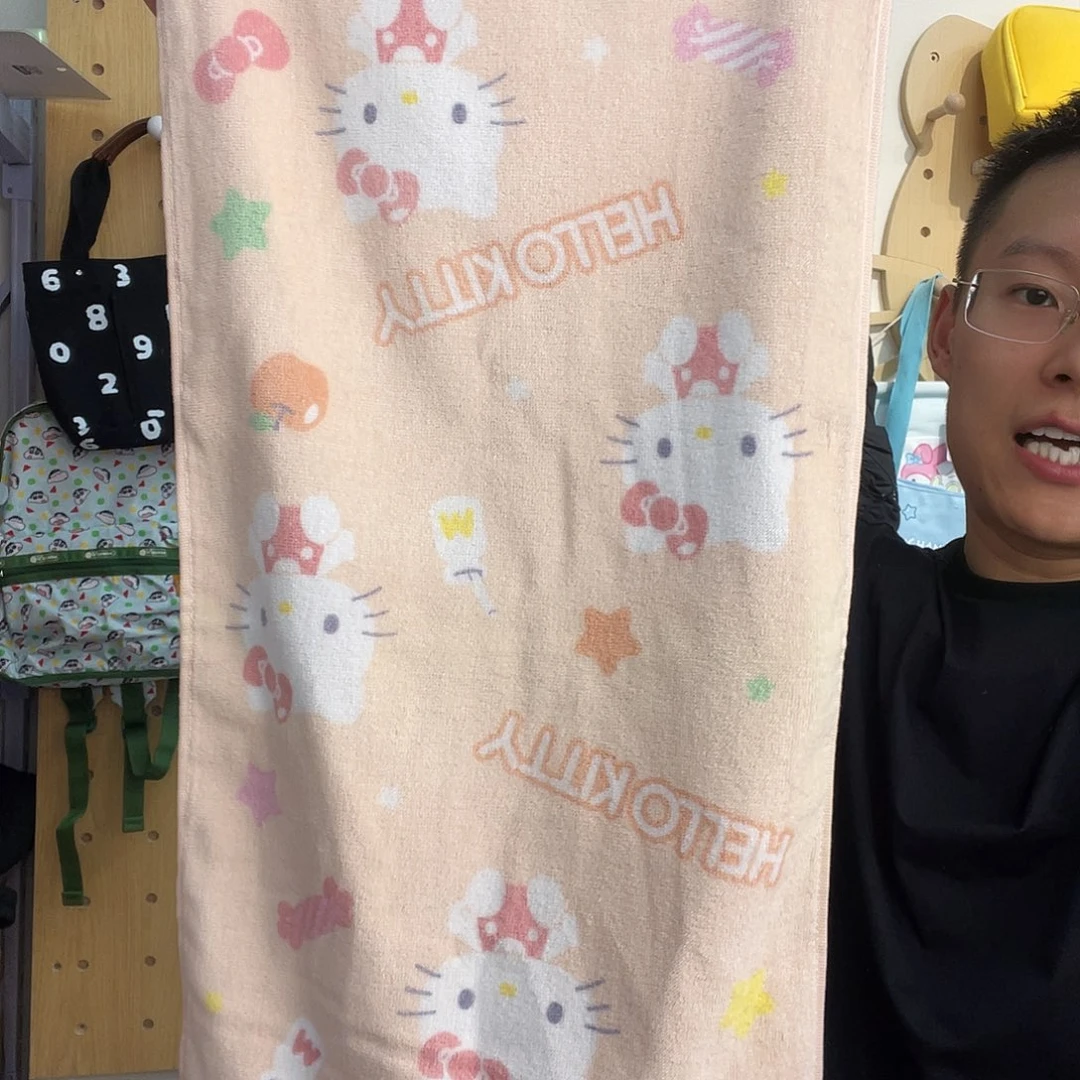 PU化妆包等产品为一体