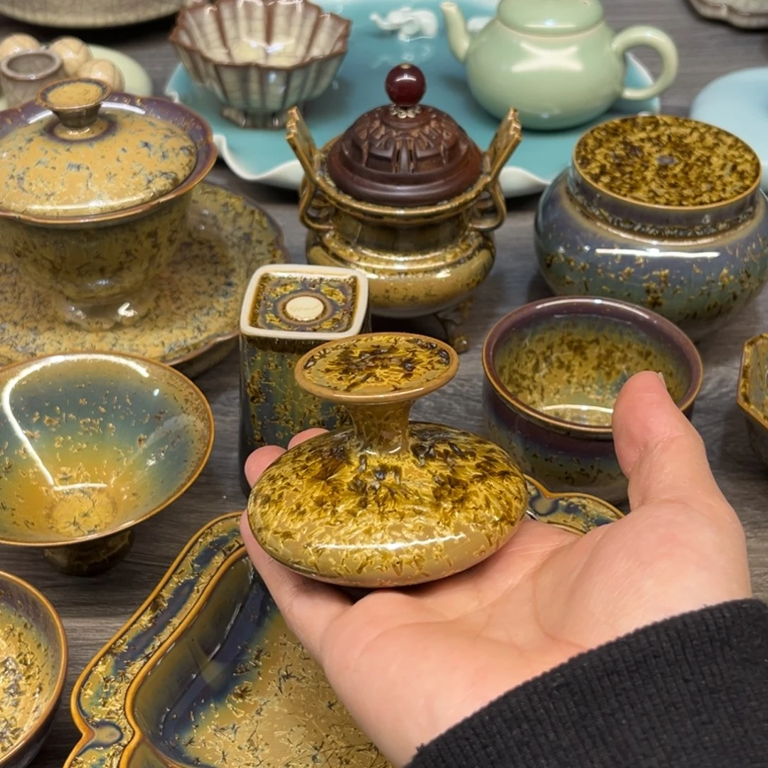 向新 紫玉金樽  作品