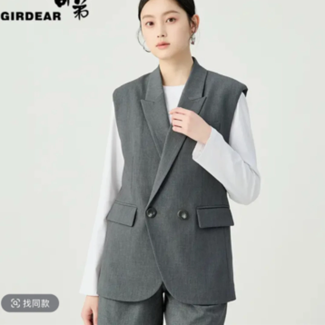 哥弟新款通勤百搭双排扣西装马甲宽松V领百搭纯色外套1400578大码