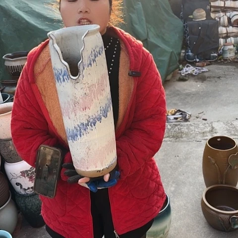 口14高42瑕疵盆子。