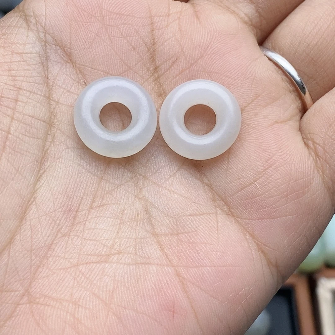 和田玉未镶嵌珠宝半成品