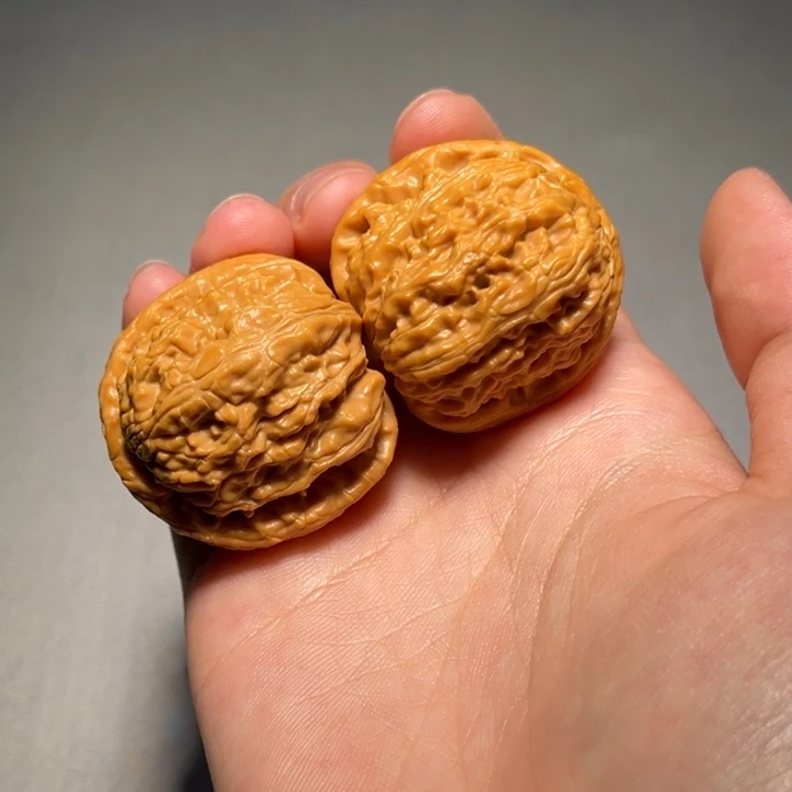 文玩核桃把件白狮子134