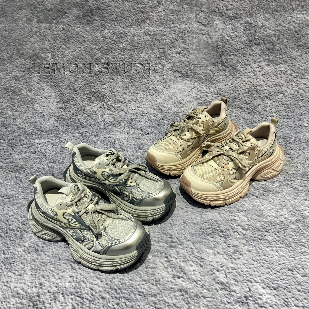 银月漫步 | 女款2025春夏透气网面老爹鞋同款增高轻盈复古低帮