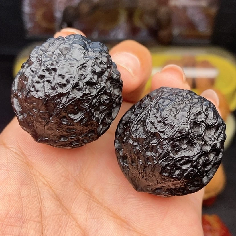 【闪购商品】文玩核桃把件37尺地闷蛇皮元宝