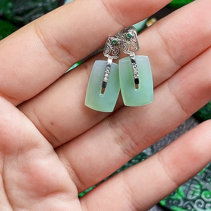 翡翠银S925镶嵌颈饰多样性