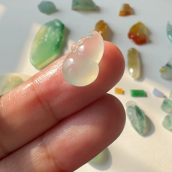 定制翡翠未镶嵌葫芦