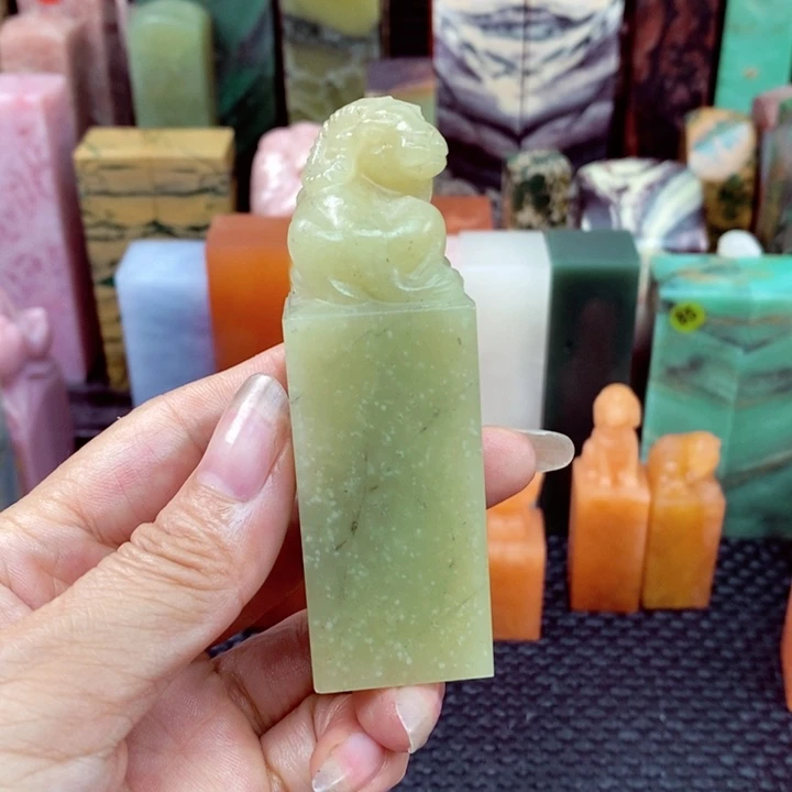 青田石印石躺***猫青田石头