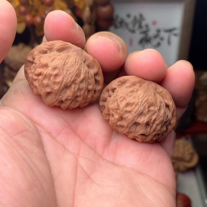 文玩核桃把件宫灯