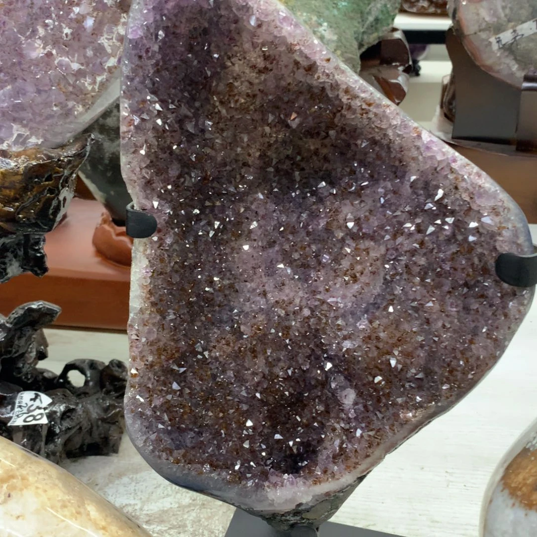 水晶摆件未镶嵌满钛金