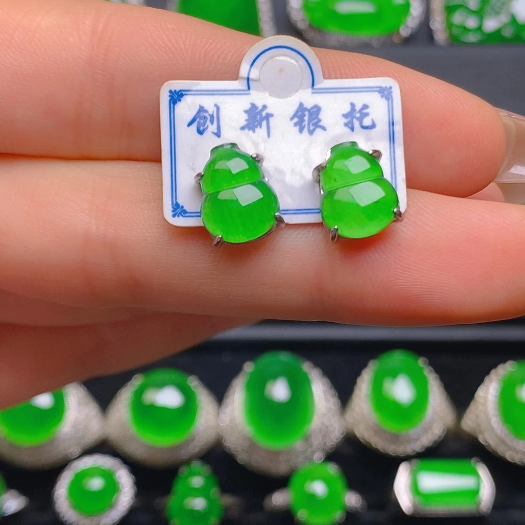 银S925镶嵌翡翠耳饰