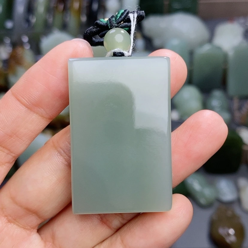 【闪购商品】未镶嵌和田玉挂件行**远
