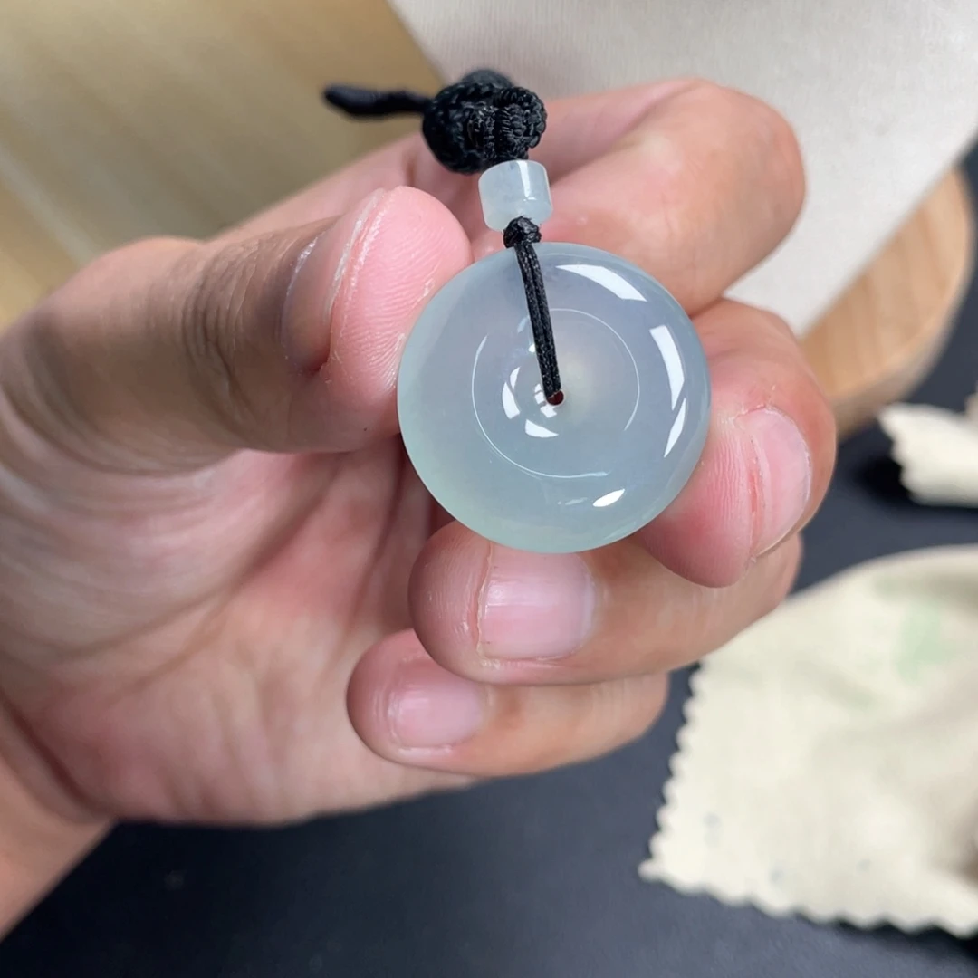 翡翠未镶嵌颈饰25.6+5.9