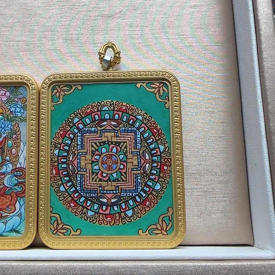 吊坠吴***?古祥手绘唐卡