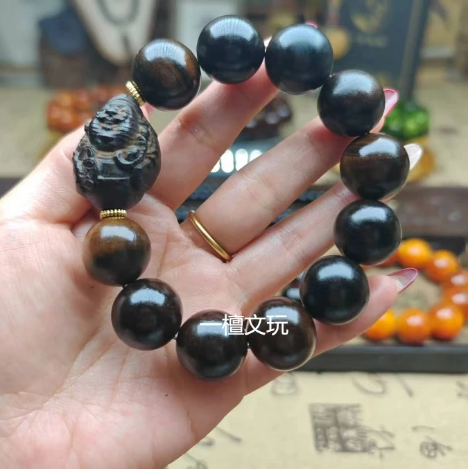 2.0黑肉檀香手串