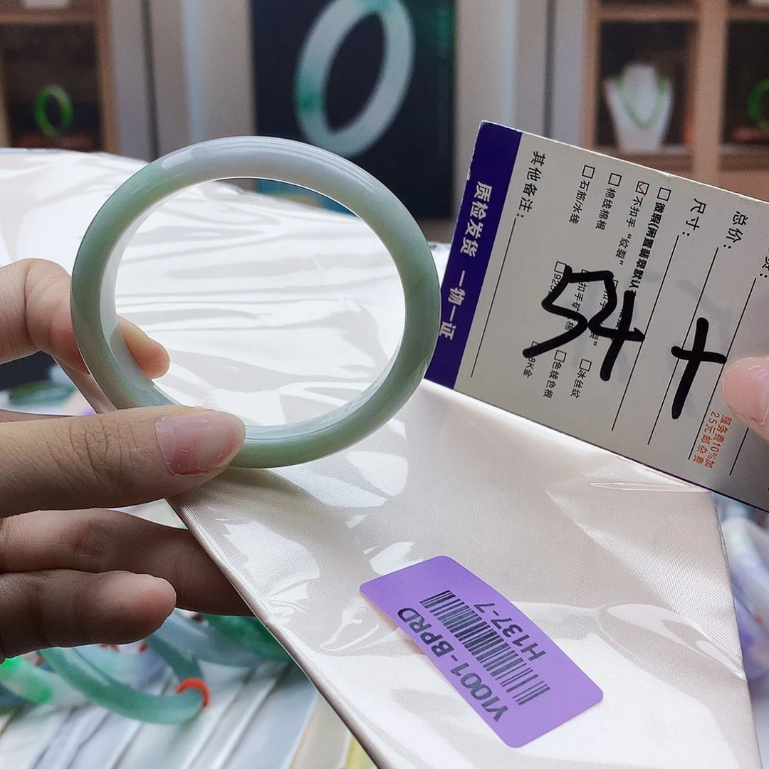 未镶嵌手镯翡翠j j j