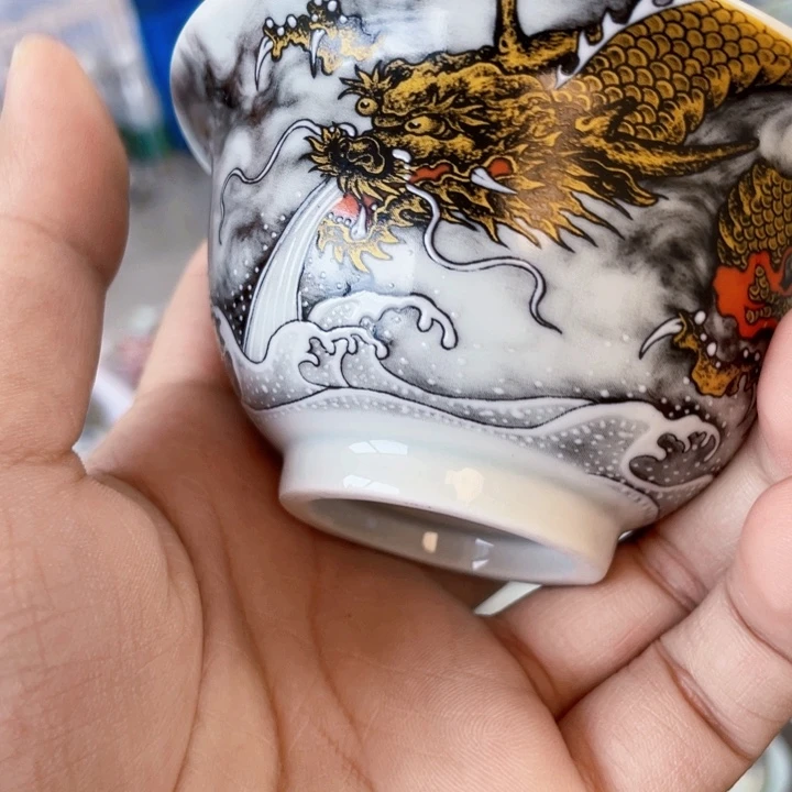 瓷片金龙压手杯景德镇
