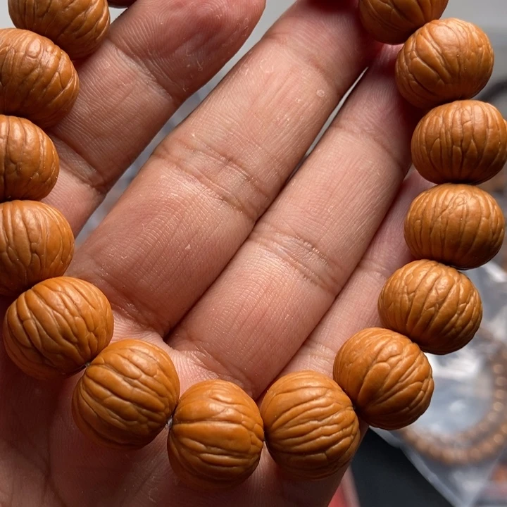 猴头核桃吊坠文玩手串