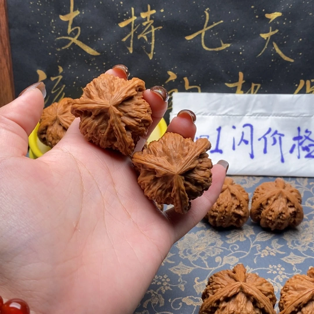 吊坠文玩核桃诺*白狮子