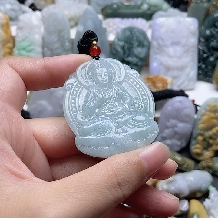 翡翠未镶嵌颈饰翡翠