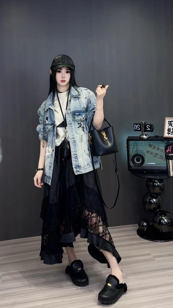 欧货2025早春新款潮牌涂鸦链条牛仔外套女宽松休闲百搭夹克上衣潮