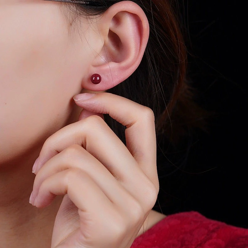 含辰砂工艺品银针朱砂耳钉免摘防过敏轻奢小众高级感养耳洞耳饰女