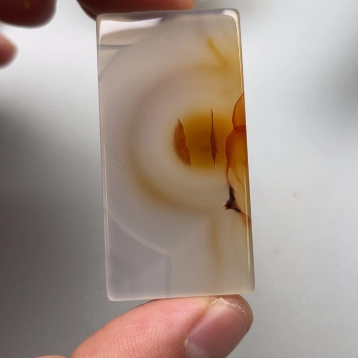 玛瑙/玉髓手镯未镶嵌小**弯