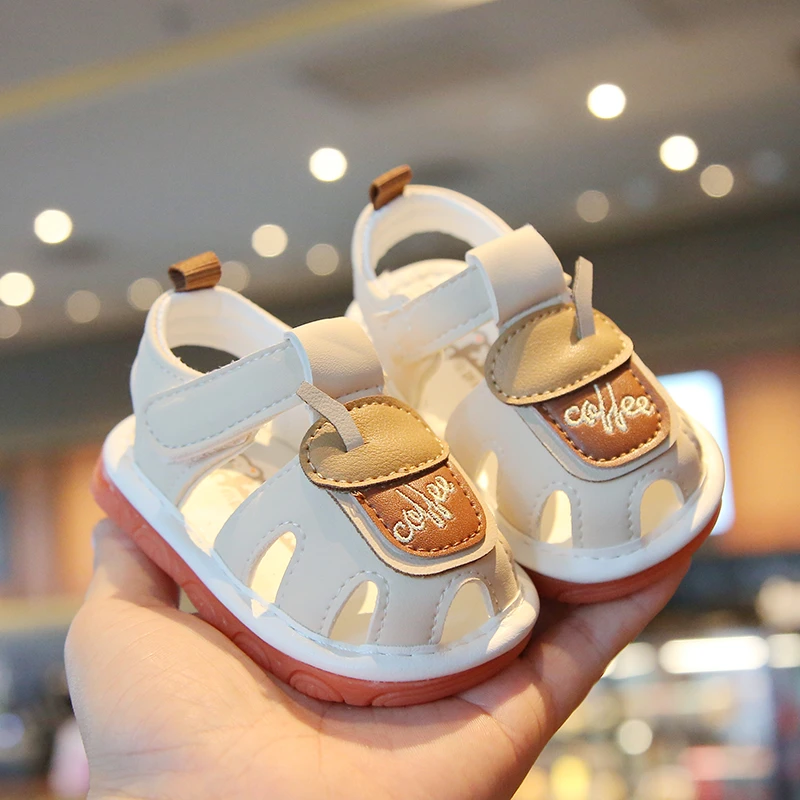 0-2岁婴幼儿凉鞋夏日学步新宠！踩一脚就唱歌的果冻凉鞋Q弹