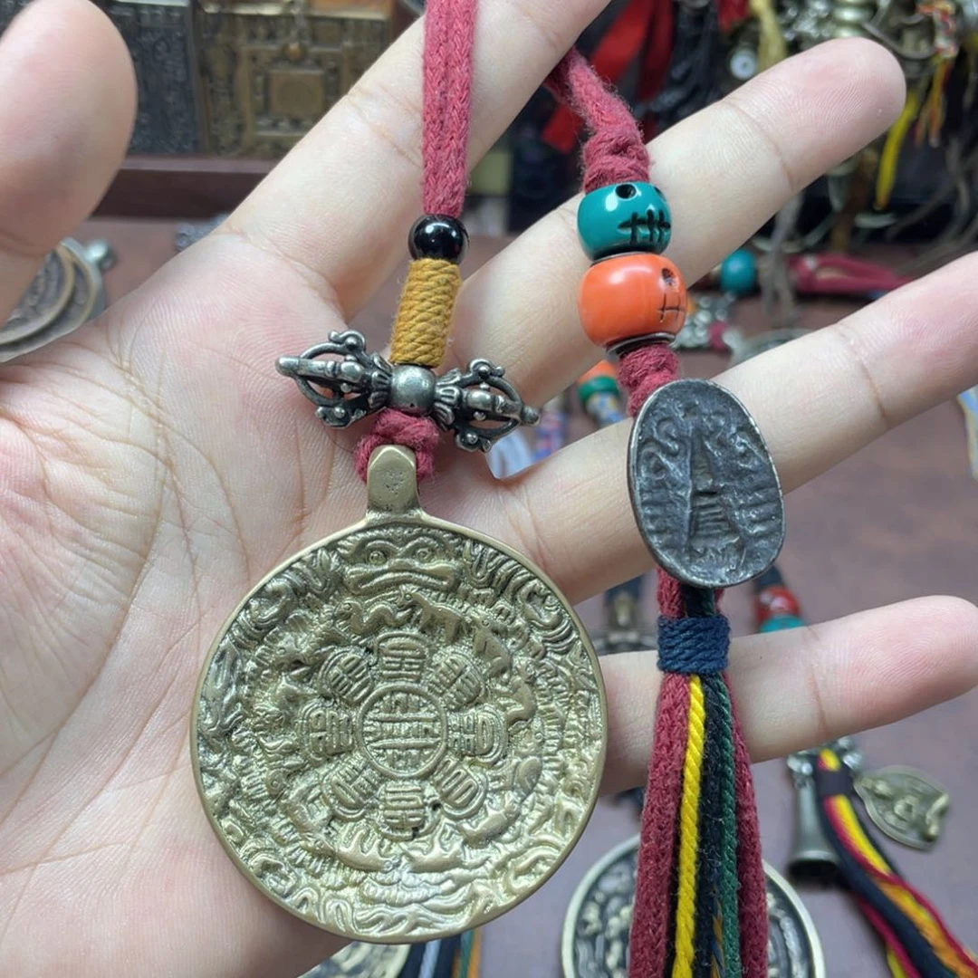 藏传白利马铜材质蛙嘴九宫八卦牌包挂