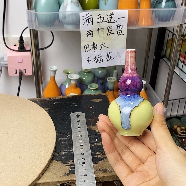 摆件巴掌大不插花景德镇高温陶瓷小花器