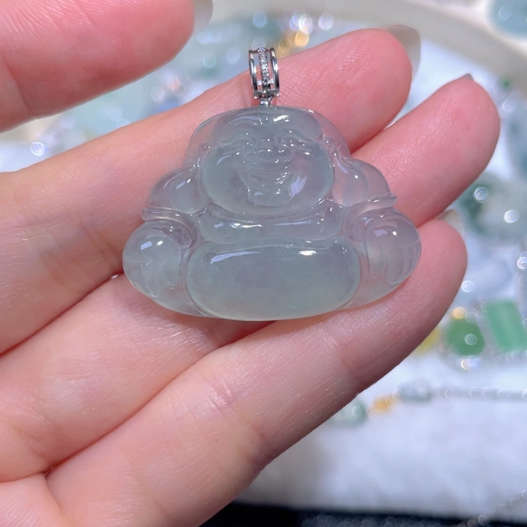 翡翠18K金镶嵌颈饰翡翠