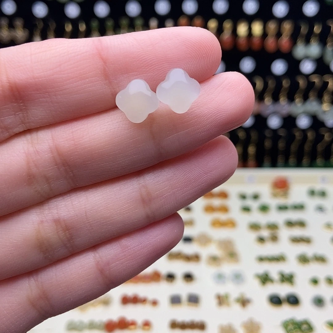 和田玉银S925镀金镶嵌耳饰