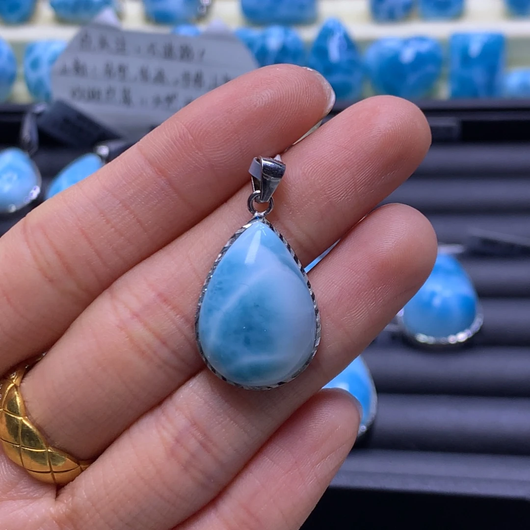 针钠钙石（海纹石）未镶嵌颈饰水滴吊坠色差略异