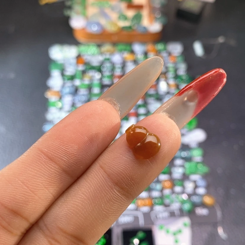 【闪购商品】翡翠挂件未镶嵌葫芦