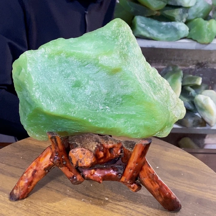 慧***国蛇纹石玉未镶嵌原石