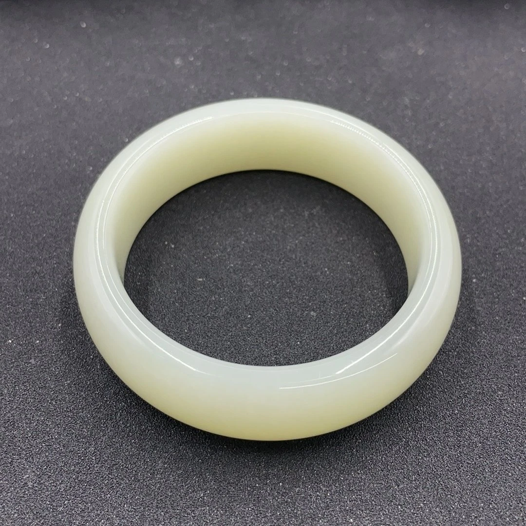 BY0605FWJS标108 北玉精选 和田玉手镯