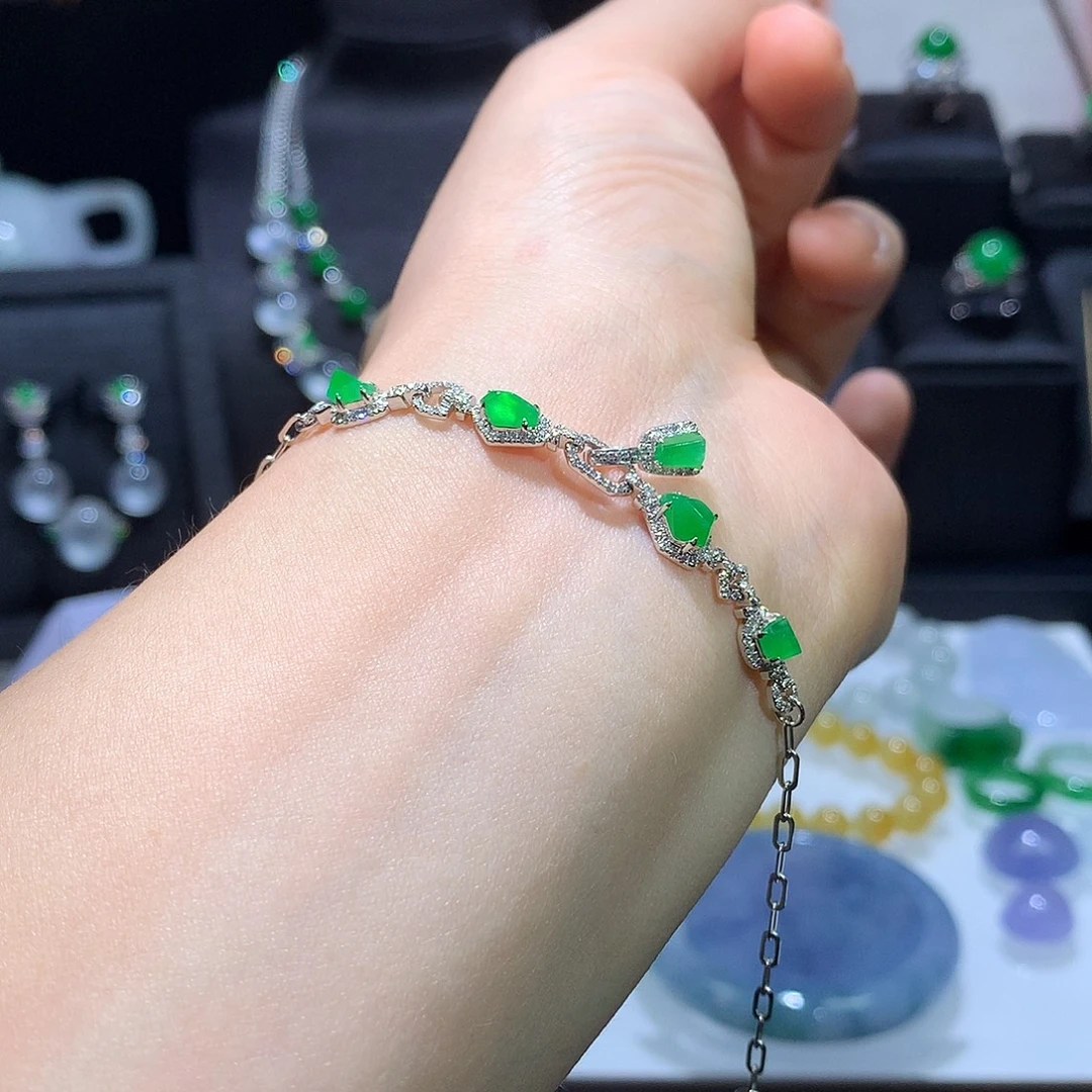 翡翠18K金镶嵌手链