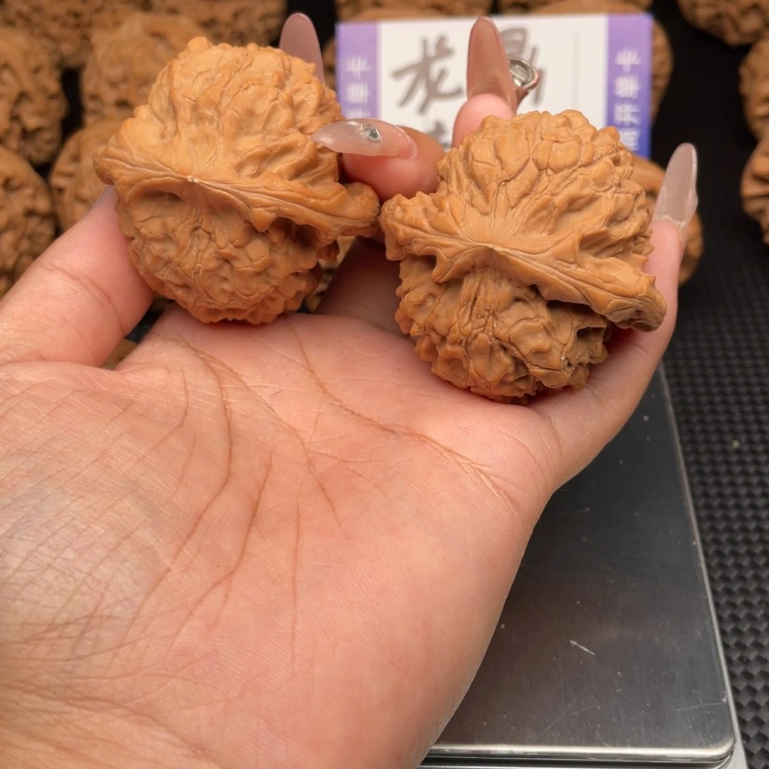 吊坠文玩核桃?****龙鼎