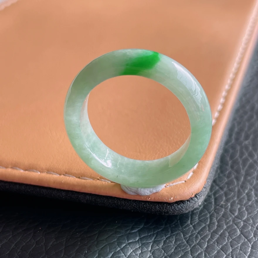 18号圈口天然A货翡翠飘阳绿戒指时尚缅甸老坑冰糯种玉指环男女款
