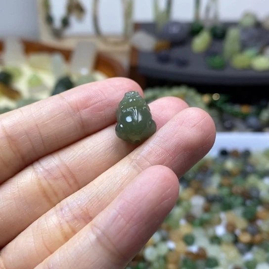 和田玉配件未镶嵌K****）