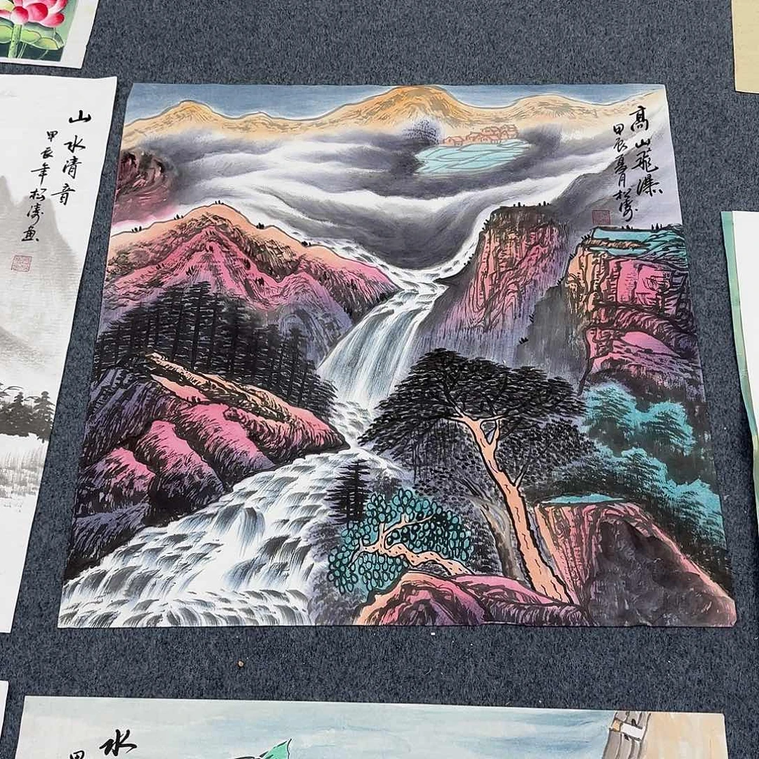 国画尺寸70X70手绘作品