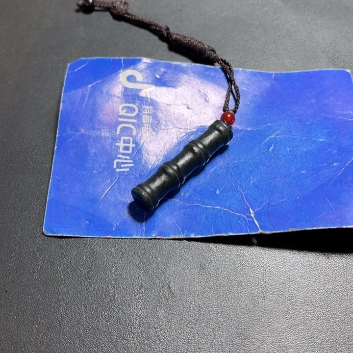 和田玉未镶嵌颈饰环**主