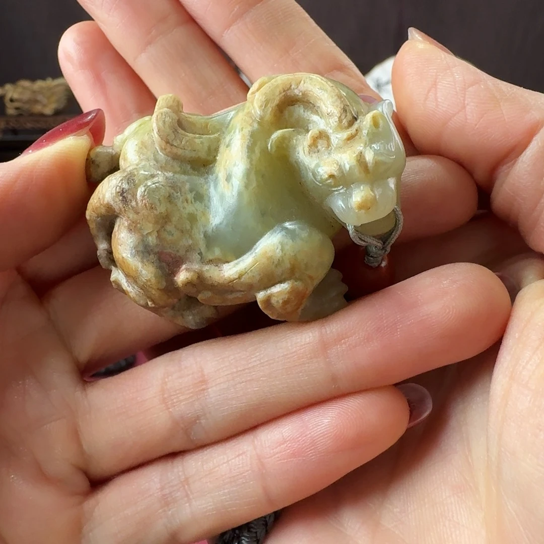 飞***哥和田玉未镶嵌颈饰