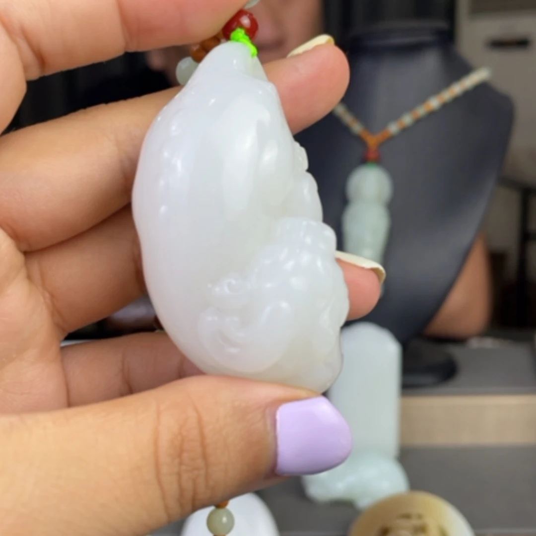 【闪购商品】和田玉未镶嵌颈饰