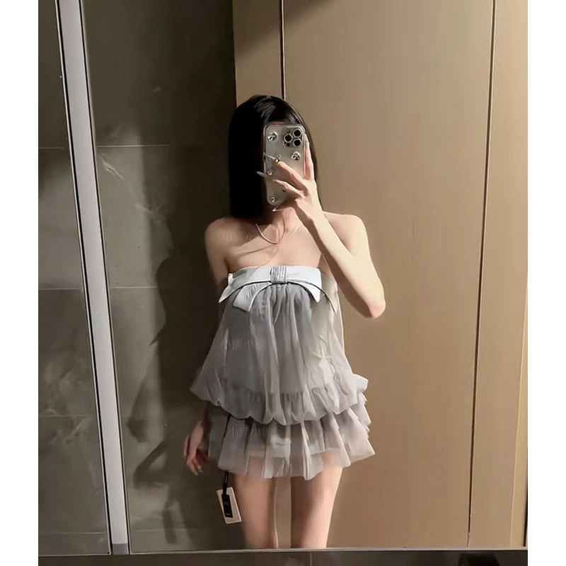 超仙蝴蝶结缎面抹胸一字肩连衣裙女温柔度假风收腰蓬蓬网纱蛋糕裙