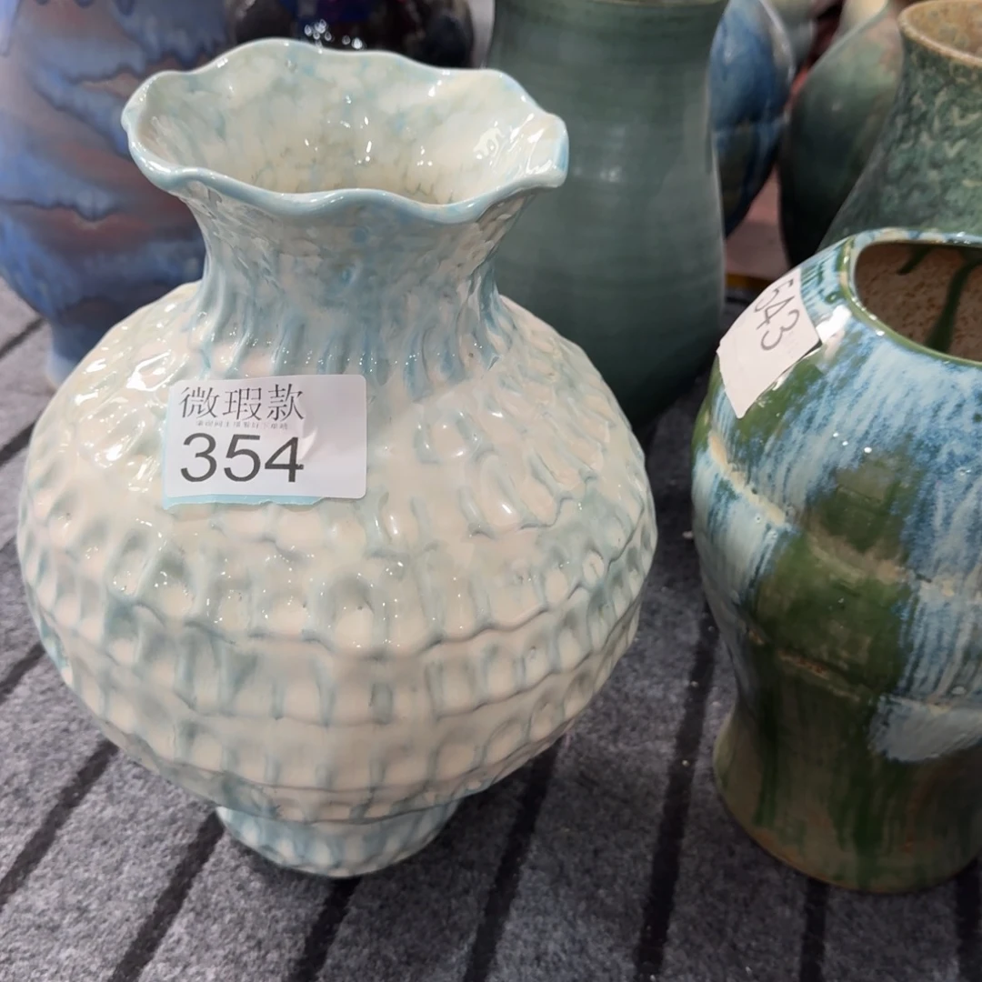 用***8摆件景德镇高温花瓶编码354高30口8默认无孔