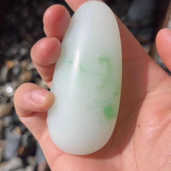 未镶嵌和田玉（糖玉）珠宝奇石