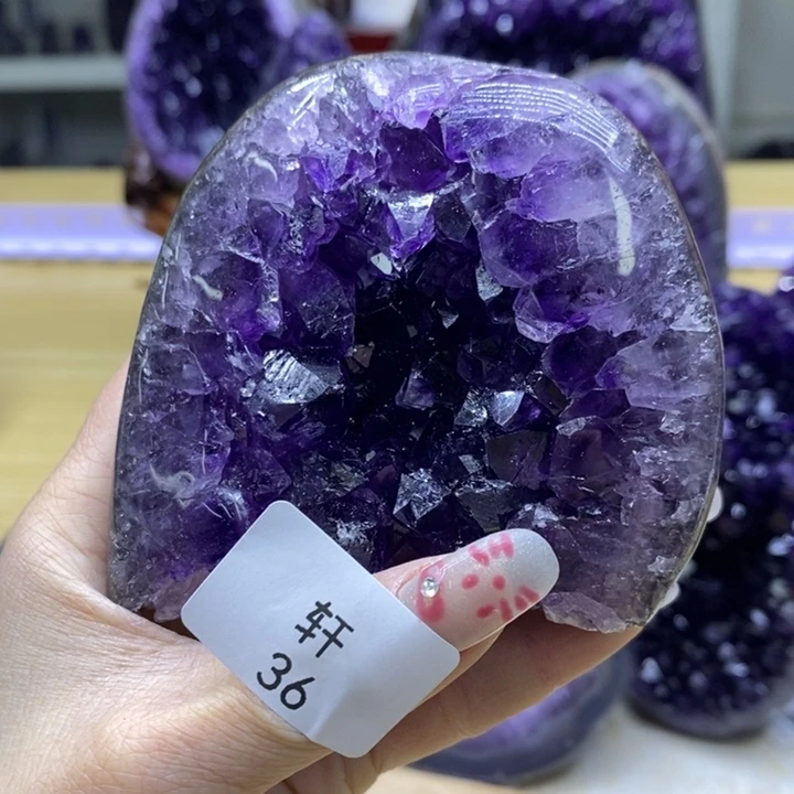 紫晶大型摆件（非配饰）未镶嵌