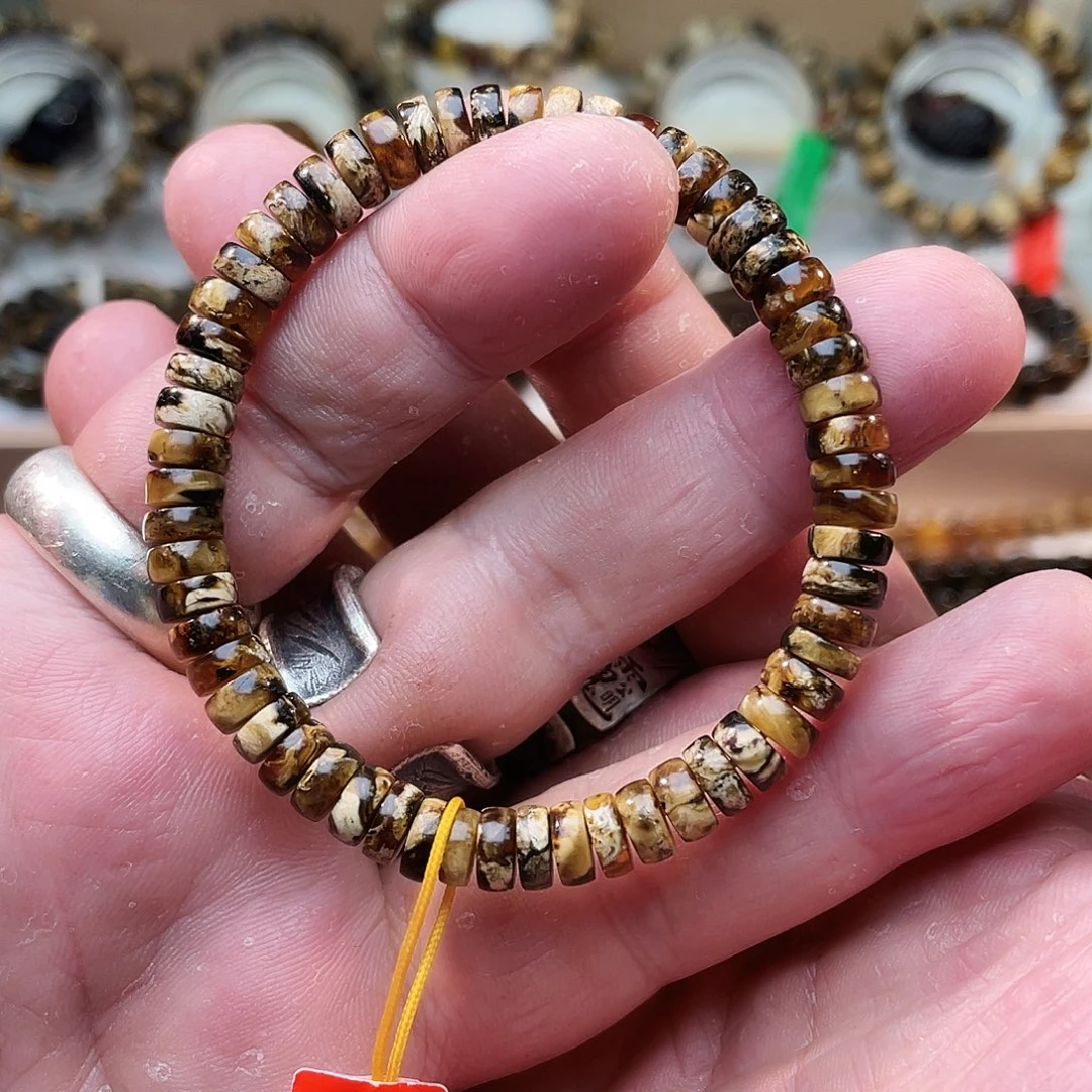 琥珀未镶嵌裸石白花直切单圈6+